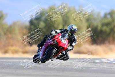 media/Jan-08-2022-SoCal Trackdays (Sat) [[1ec2777125]]/Turn 7 (1035am)/